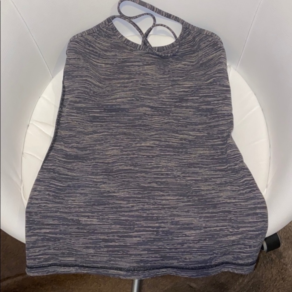 🍋Lululemon power Y tank size 6